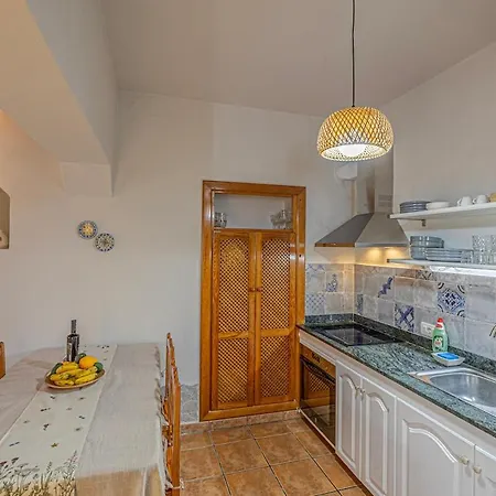 度假居 Casa Con Drago Milenario San Antonio (La Palma)