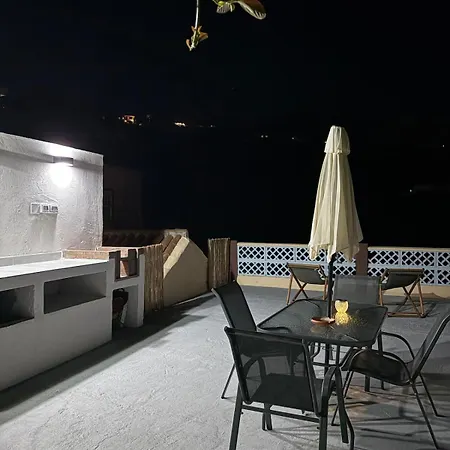 Casa Con Drago Milenario בית נופש